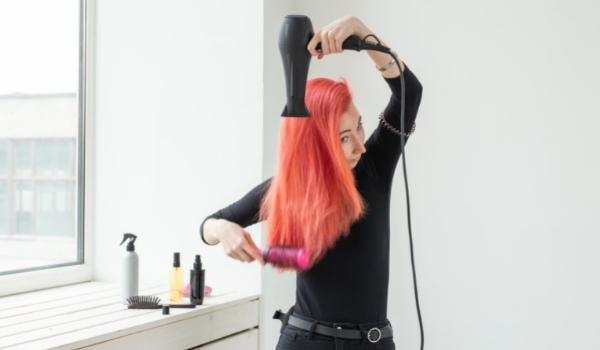 How to use hair dryer correctly